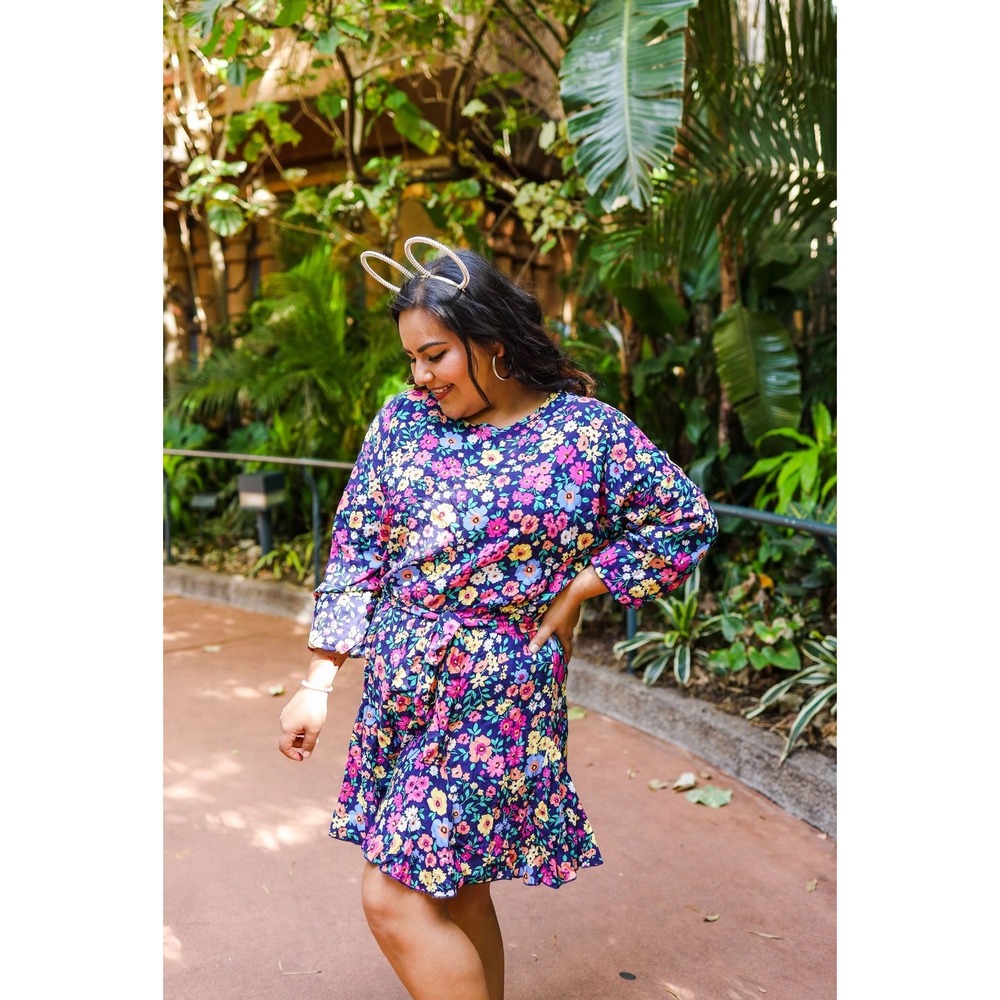 Encanto long‎ sleeve floral romper - Picture 3 of 5